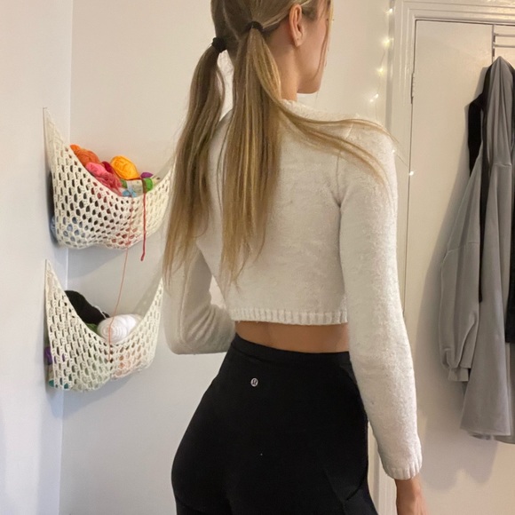 Crop tight white sweater - Picture 3 of 3